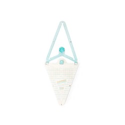 We R Memory Keepers Banner Punch Board